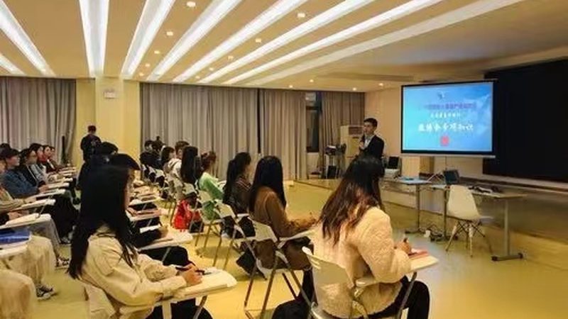自考本科含金量揭秘：如何评估与备考